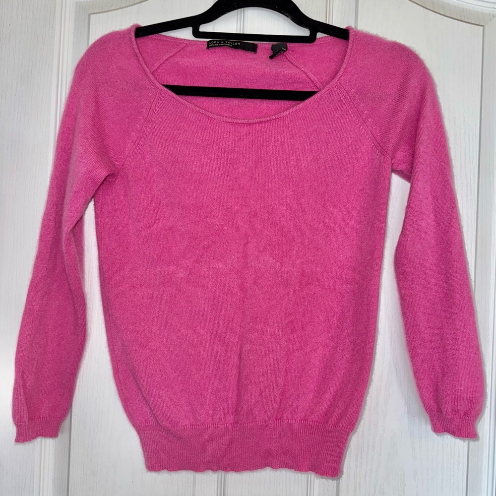 Lord & Taylor Pink Scoop Neck 2-ply Cashmere Sweater Size Small